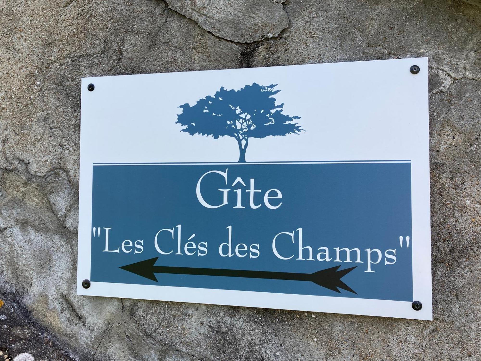 Gite Les Cles Des Champs Cote Jardin Lacave  Exterior photo